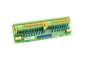 Unité de connexion ABB DSTD 150A pour carte d'entrée numérique 57160001-UH 32 canaux Max 60 V
