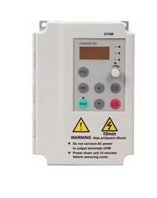 Invertisseur de vitesse à fréquence variable EV1000-2S0007G avec composants et performances