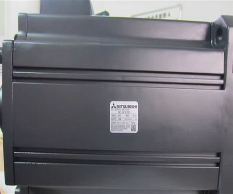 Servo-entraînement de la série MELSERVO HC MDS-D-V2-8040 AC Servo-amplificateur pour un contrôle précis