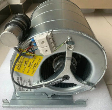 Le système de refroidissement par centrifugeuse SIEMENS est équipé d'un ventilateur de refroidissement par centrifugeuse 6SL3362-0AF01-0AA1EMBPAPST D2E160-AH01-17