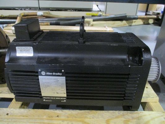 AB 1326AB-B720E-S2L Servo moteur rotatif pour un contrôle précis et fluide du mouvement