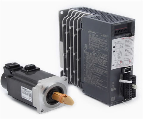 Le moteur de servo Mitsubishi HC-MFS/KFS053B est un moteur de servo industriel