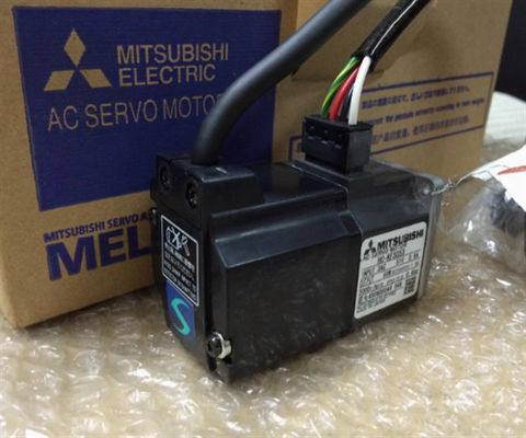 Le moteur de servo à courant alternatif Mitsubishi HC-KFS053BD 3AC 51V 0,9A 3000R/MIN NEW