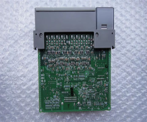 Module d'entrée analogique Allen-Bradley 1746-NI16V Module de commande logique