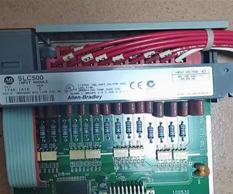Module d'entrée numérique à courant alternatif à 16 canaux Allen-Bradley 1746-IA16 SLC 500, série D