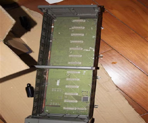 Module d'entrée numérique à courant alternatif SLC 500