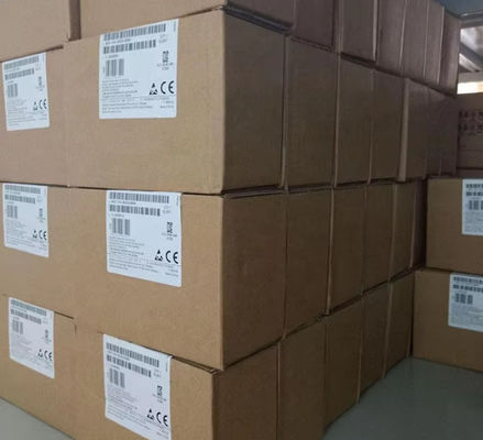 L'inverseur EMERSON EV1000-2S0022G 4T0015G 380V 1,5kw pour les applications industrielles