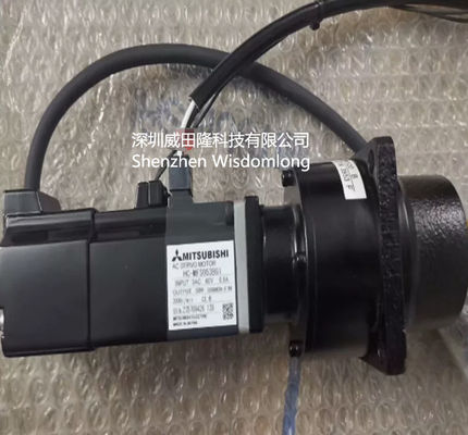 Le moteur à courant alternatif Mitsubishi HC-MFS/KFS053BG1 ((1/12)