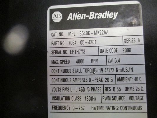 Le moteur de service rotatif de la série MPL 480V AC