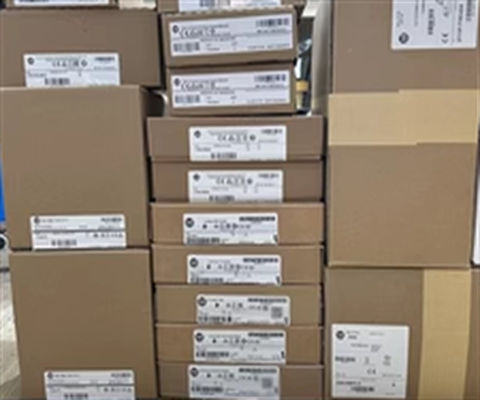 1786-TPS -- Allen Bradley -- ControlNet Tap -- T-Tap direct, avec le BNC.