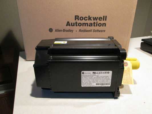 Le moteur de servo rotatif de la série MPM 480V AC