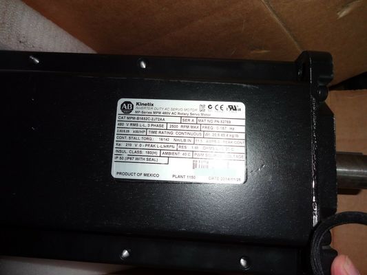 Le moteur de servo rotatif de la série MPM de 480 V AC