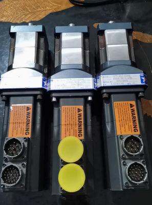 Équipement de commande de moteur à commande numérique
