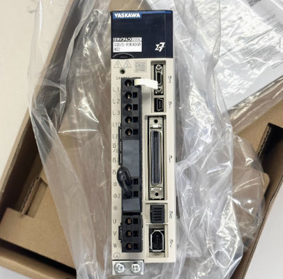 SGD7S-R90A000A002/1R6A00A/R90A/1R6A30A/20A/10A Yaskawa Drive en stock