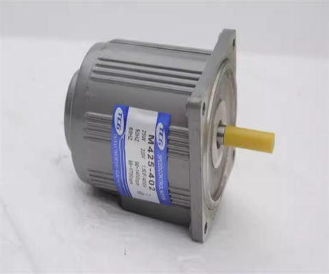 VEXTA Servo moteur industriel en boucle fermée 5IK60GU-SWM 5GU3.6KB avec une puissance nominale de 0,4 kW