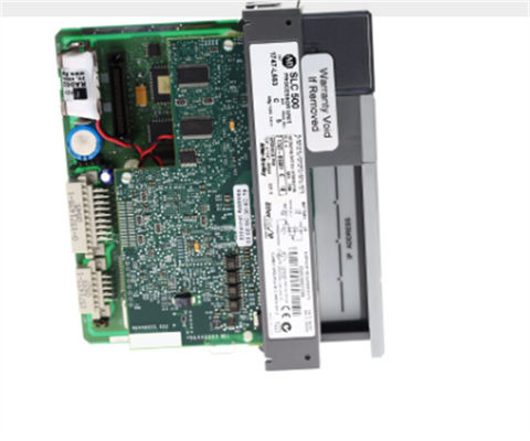 Allen-Bradley 1747-L553 SLC 5/05 Processeur mémoire 64K, série D