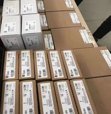 1B30023H01 Westinghouse OVATION Module terminal d'importation d'origine prêt à être expédié