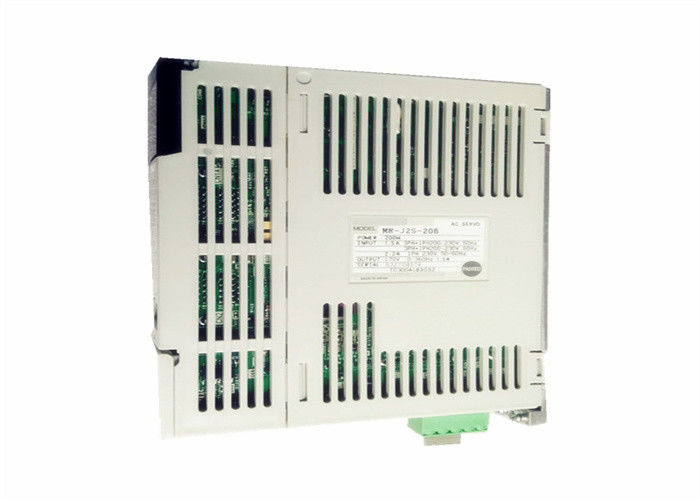 Amplificateur servo triphasé servo à C.A. 200W du lecteur MR-J2S-20B HC-MF23 à C.A. de Mitsubishi avec le moteur