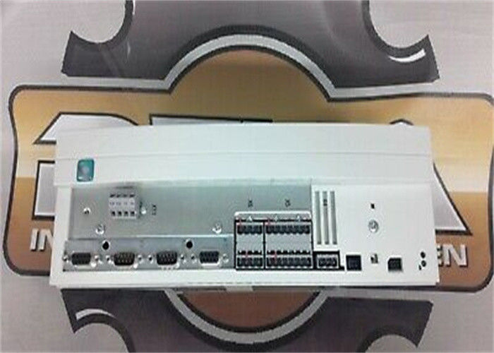 Lenze EVS9324-CSV004 SERVO CONTRÔLEUR SÉRIE 9300 400/480 VAC 3.0 KW (4 HP)