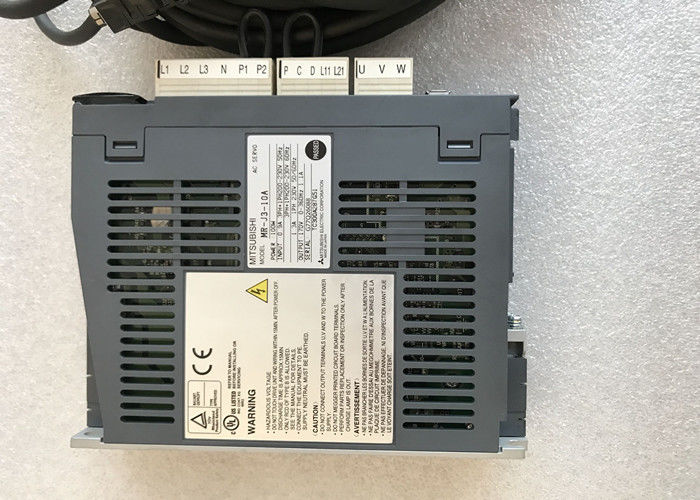 le moteur servo industriel à C.A. de 100W MITSUBISHI conduisent l'amplificateur 170V 0-360HZ 1.1A de MR-J3-10A