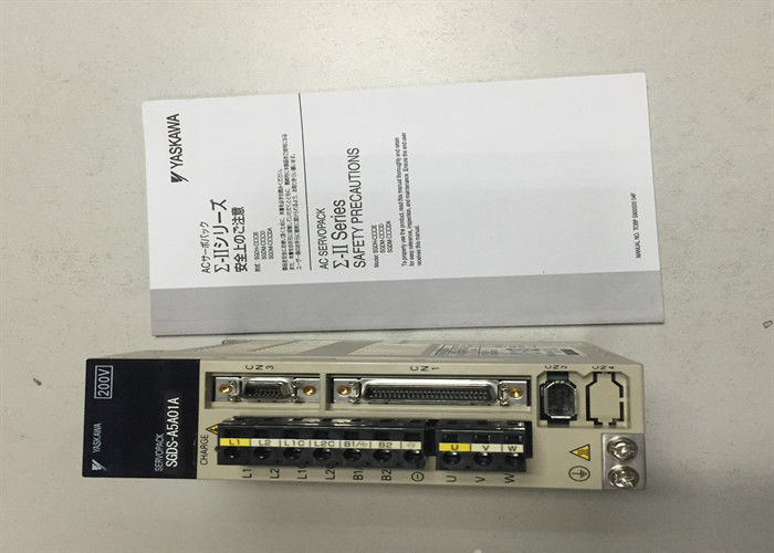Le moteur servo à C.A. de Yasakawa SGDS-A5A01A conduisent l'AMPLIFICATEUR SERVO de SIGMA-III pendant 1 PHASE 200V
