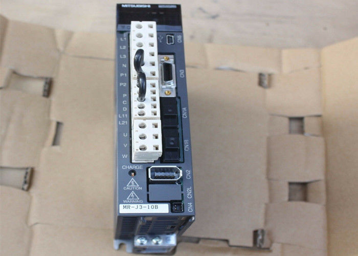 Amplificateur servo industriel 100W d'entraînement à C.A. de la série MR-J3-10B de Mitsubishi Electric MELSERVO MR-J3