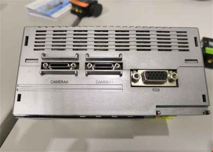 CONTRÔLEUR PHOTOÉLECTRIQUE PNP des CAPTEURS 2-CAMERA d'Omron ZFX-C25 	Contrôleur programmable de logique de PLC