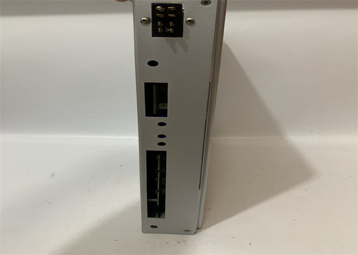 L'ÉNERGIE DE HONEYWELL 51195066-100 ALIMENTATION 120/240VAC A ENTRÉ 47-63HZ 6,0/3,75 AMPÈRES 4 DE SORTIES