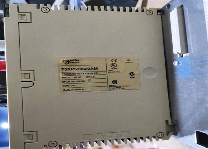 PROCESSEUR 5 VOLTS CONTINU 136 MA 128 DU CONTRÔLEUR DOUBLE-FORMAT PL7 DE SCHNEIDER TSXP573623AMC