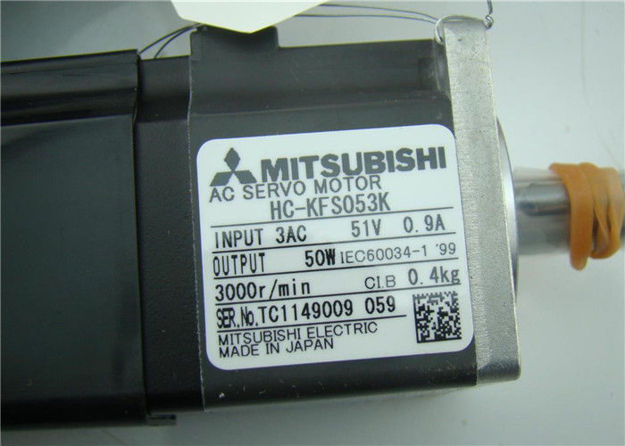 Moteur servo industriel 51V 0.9A à C.A. de Mitsubishi 50W HC-KFS053K NOUVEAU en stock
