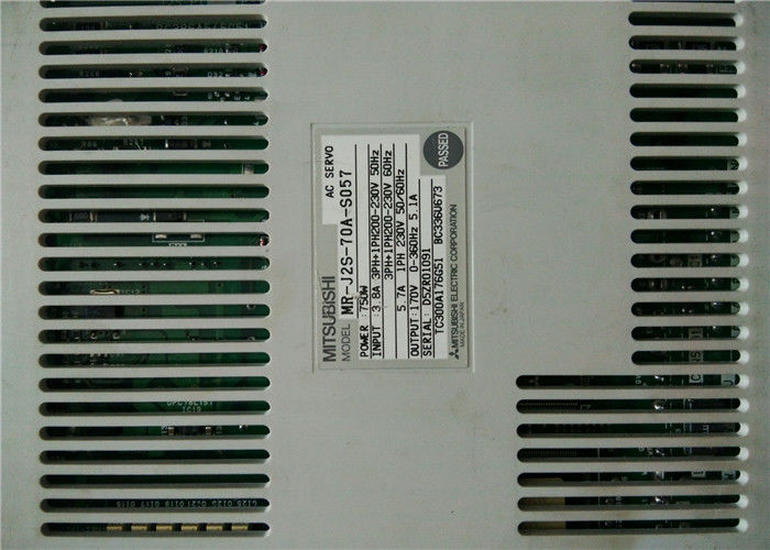 Amplificateur du conducteur MR-J2S-70A-S057 de moteur servo à C.A. de Mitsubishi Electric 750W 3Phase nouveau
