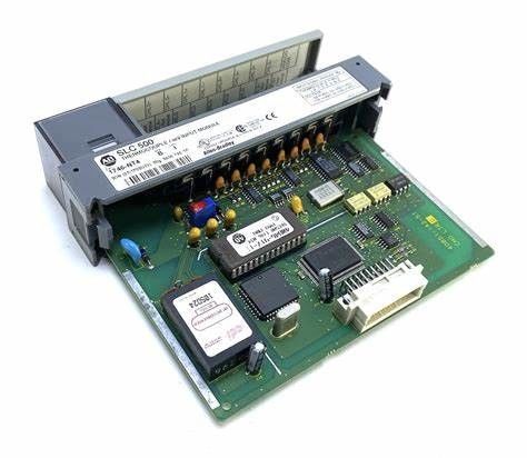 Ab 1747-CP3 0,3 watts à 5 volts de C.C et 0,5 watts à 2 volts de fente 0 de C.C de châssis de SLC 500