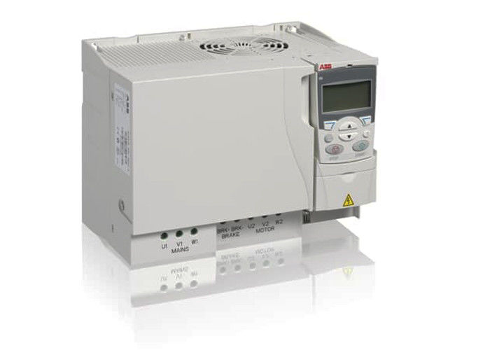 Le C.A. de la basse tension ACS310-03E-48A4-4 conduit 3AUA0000039638 4A IP20