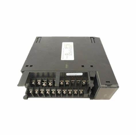 GE IC693ALG221 +5 volts continu a produit pour conduire des circuits d'isolement 0 à 20 milliampères ou 4 à 20 milliampères