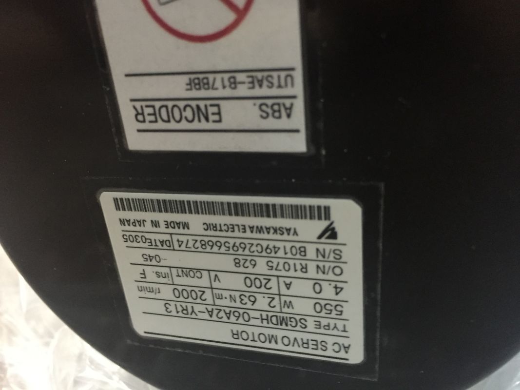 SGM-02B312B Yaskawa Servo moteur industriel AC Servo moteur 100V 200W 2.7A 3000 tours par minute