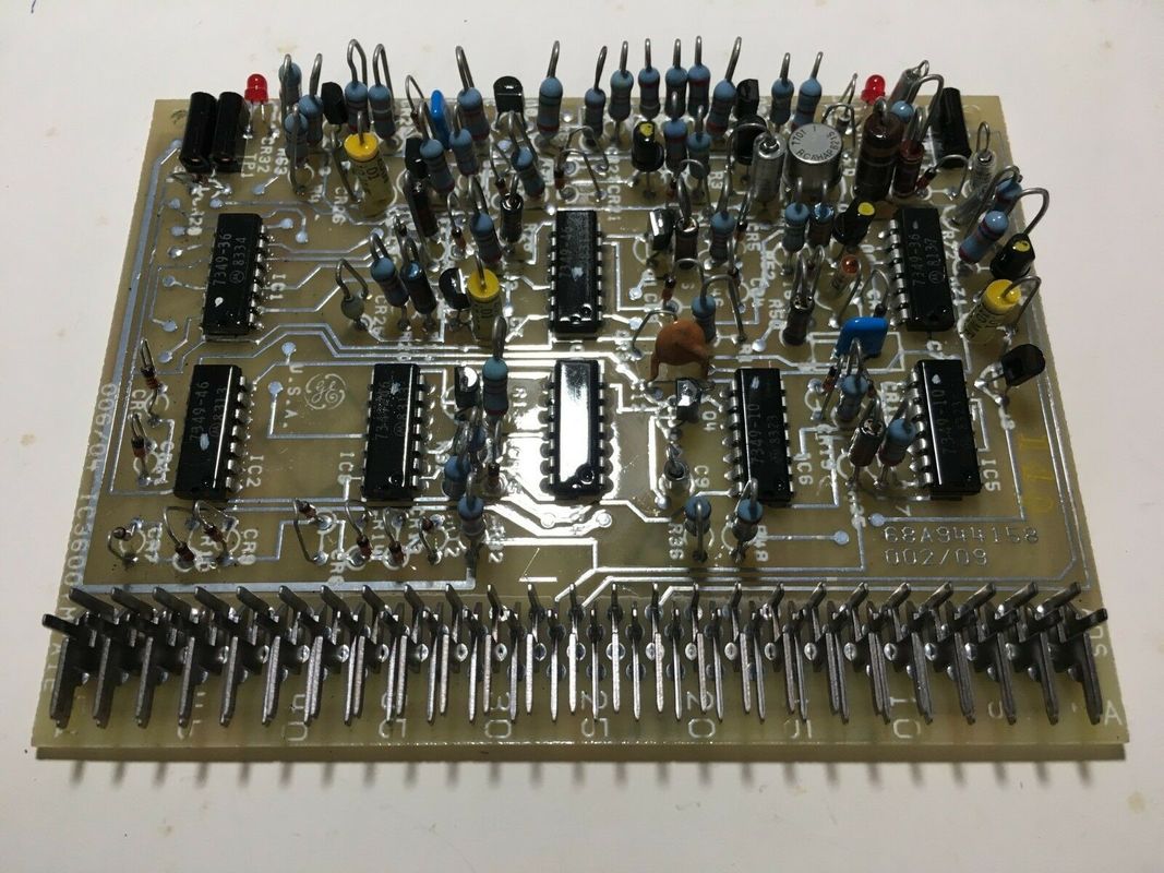 carte de circuit imprimé IC3600VMPA1 produite par General Electric figurant dans la ligne Mark I et Mark II