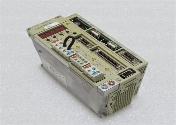 SGDH-A5AE Yaskawa Servo Drives 100% neuf et original dans une boîte