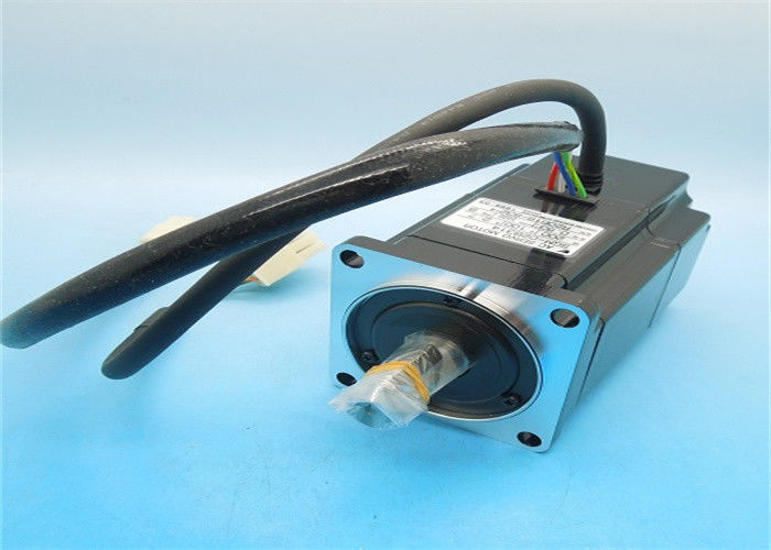 Marque Yaskawa Servo Motor SGM-02B314 AC 200W Nouveau dans la boîte d'origine