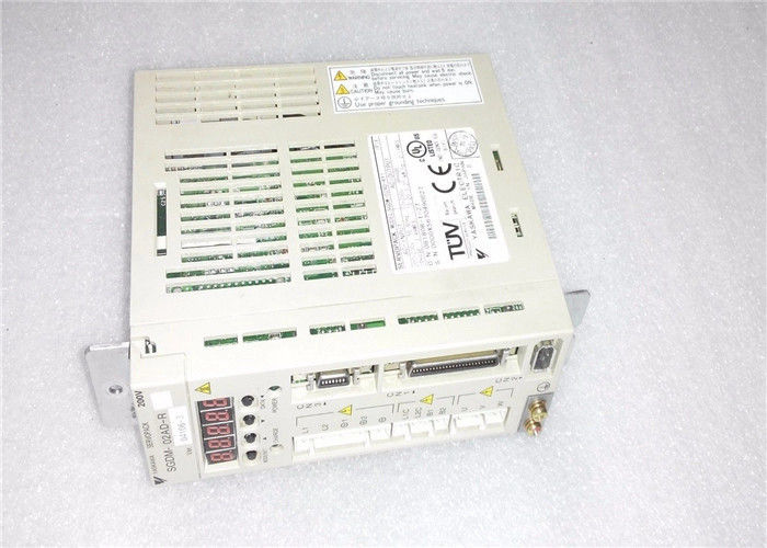 Marque Yaskawa SGDM-02AD-R Nouveau servo amplificateur CA dans la boîte d'origine