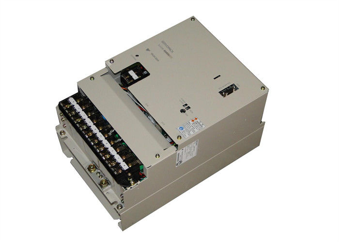 Yaskawa tout neuf Servo Drive SGDB-60ADG 230V dans la boîte