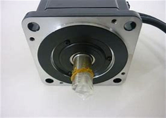 Yaskawa Servo Moteur SGMPH-02ACA-SW11 Industrie tout neuf dans la boîte