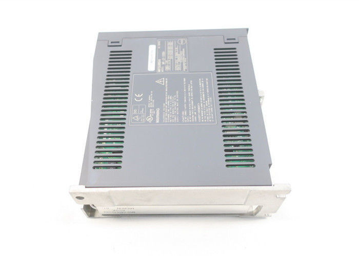 Amplificateur industriel Mitsubishi de 1 kW MR-J3-100B-LF117 Servo-entraînement à courant alternatif à 3 phases 2.5A