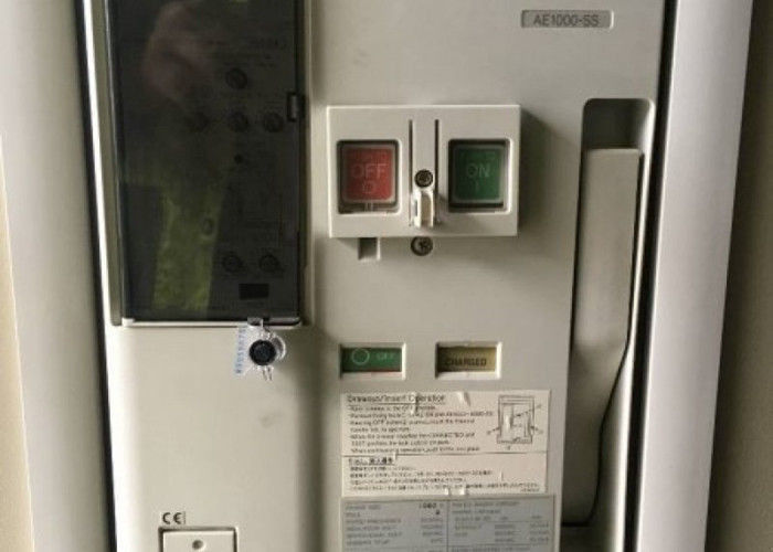 Les disjoncteurs d'air à basse tension MITSUBISHI AE1000-SS AE1000-SW 3P 4P de type AE ACB