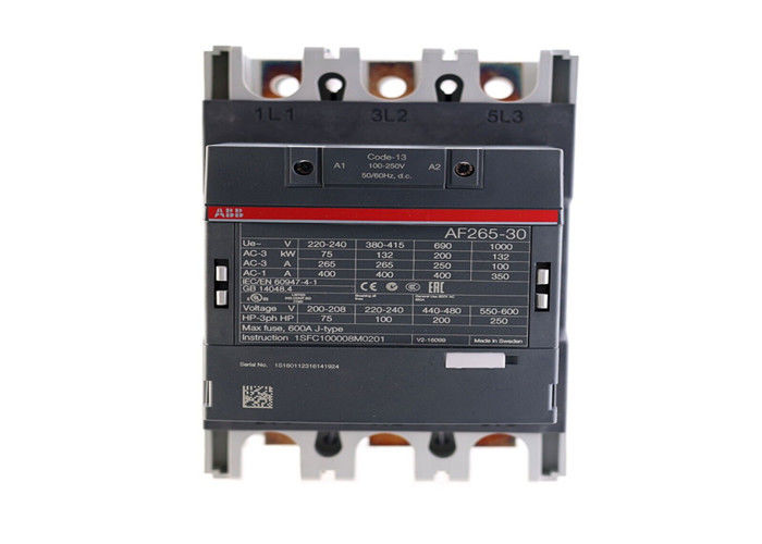 L'AF265-30-11-13 est un contacteur 3 pôles - 1000 V IEC ou 600 V UL avec des contacts auxiliaires pré-montés