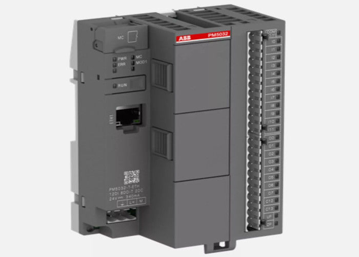 Module de processeur ABB PM5032-T-ETH. Mémoire de 2 Mo. 12 DI 24 VDC. 8 DO 24 VDC 0.5A. 2 DC 24 VDC.