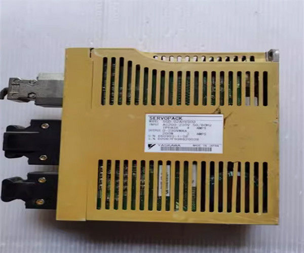 Amplificateur de commande de mouvement convivial pour outils d'usinage et robots à 2000 tr/min