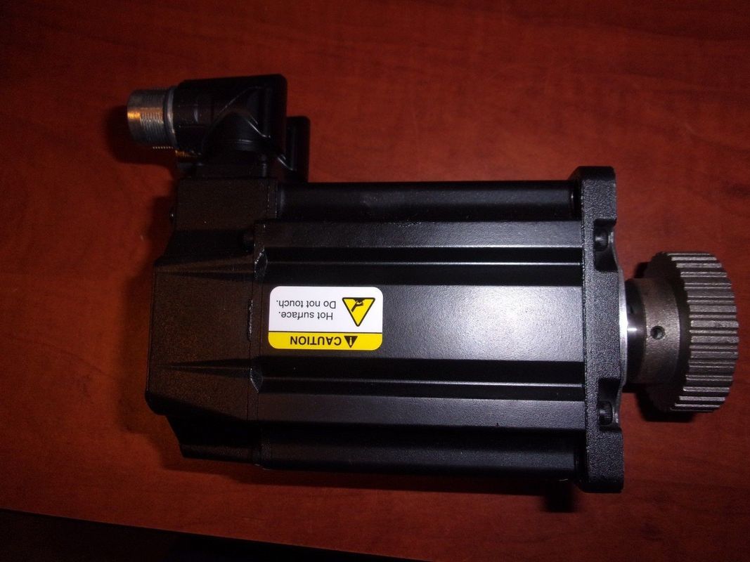 Le moteur de commande rotatif de la série MPM 240V