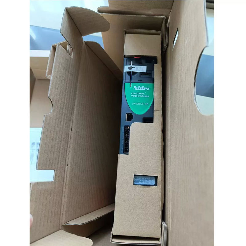 EMERSON SP0404 Appareil à courant alternatif universel à vitesse variable pour moteurs à induction et servo